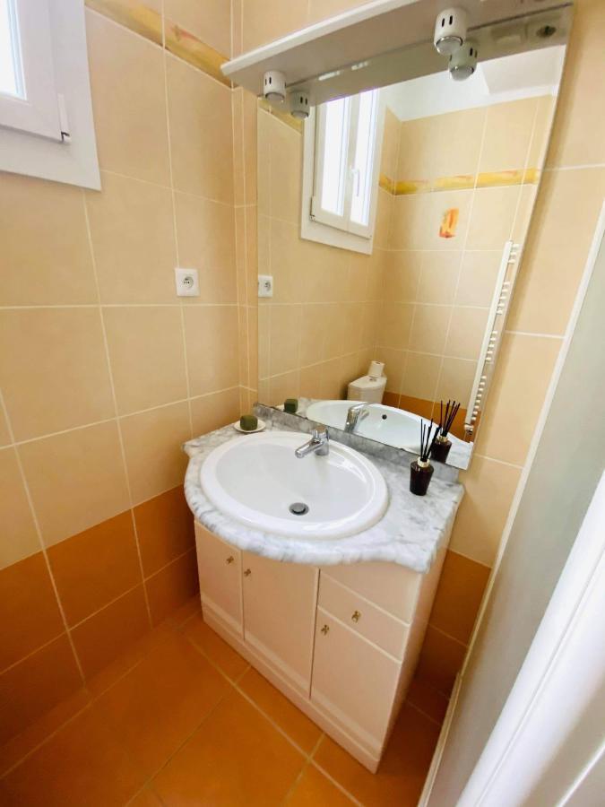 Appartement Centre Du Village Cassis Luaran gambar