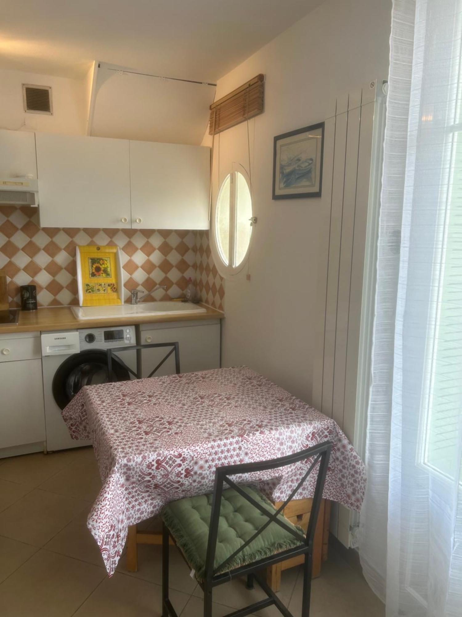 Appartement Centre Du Village Cassis Luaran gambar